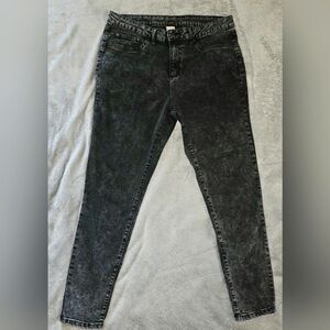 Womens  Faded Glory Faded Destressed Straight Leg Black Jeans.